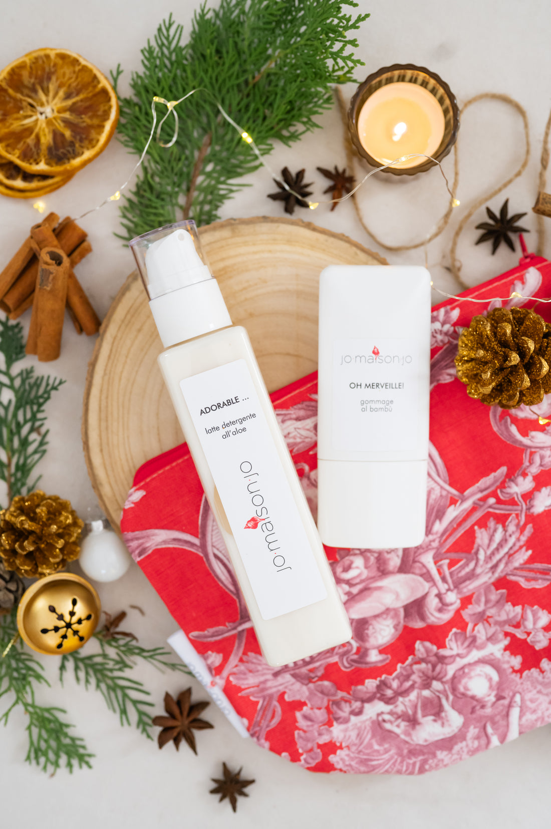 Pochette + Adorable Lait Démaquillant et Gommage Oh Merveille