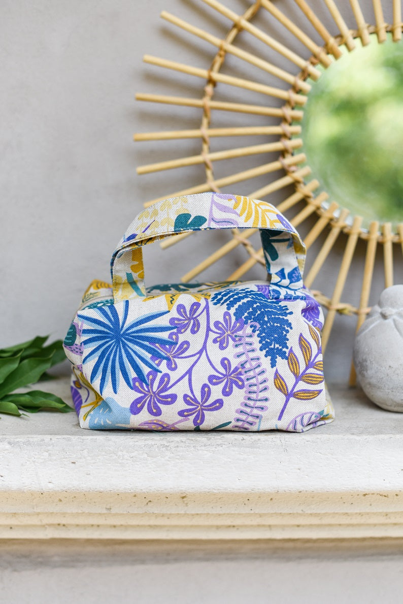 Patterned cotton bag